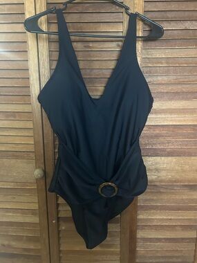 Black One-Piece Swimsuit with Decorative Ring Sz Large